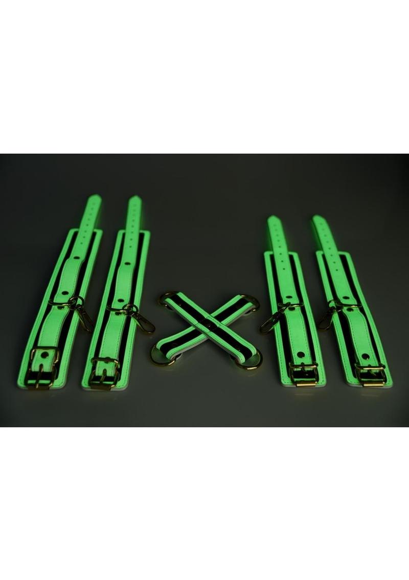 Master Series Play In The Dark Glowing Hog Tie